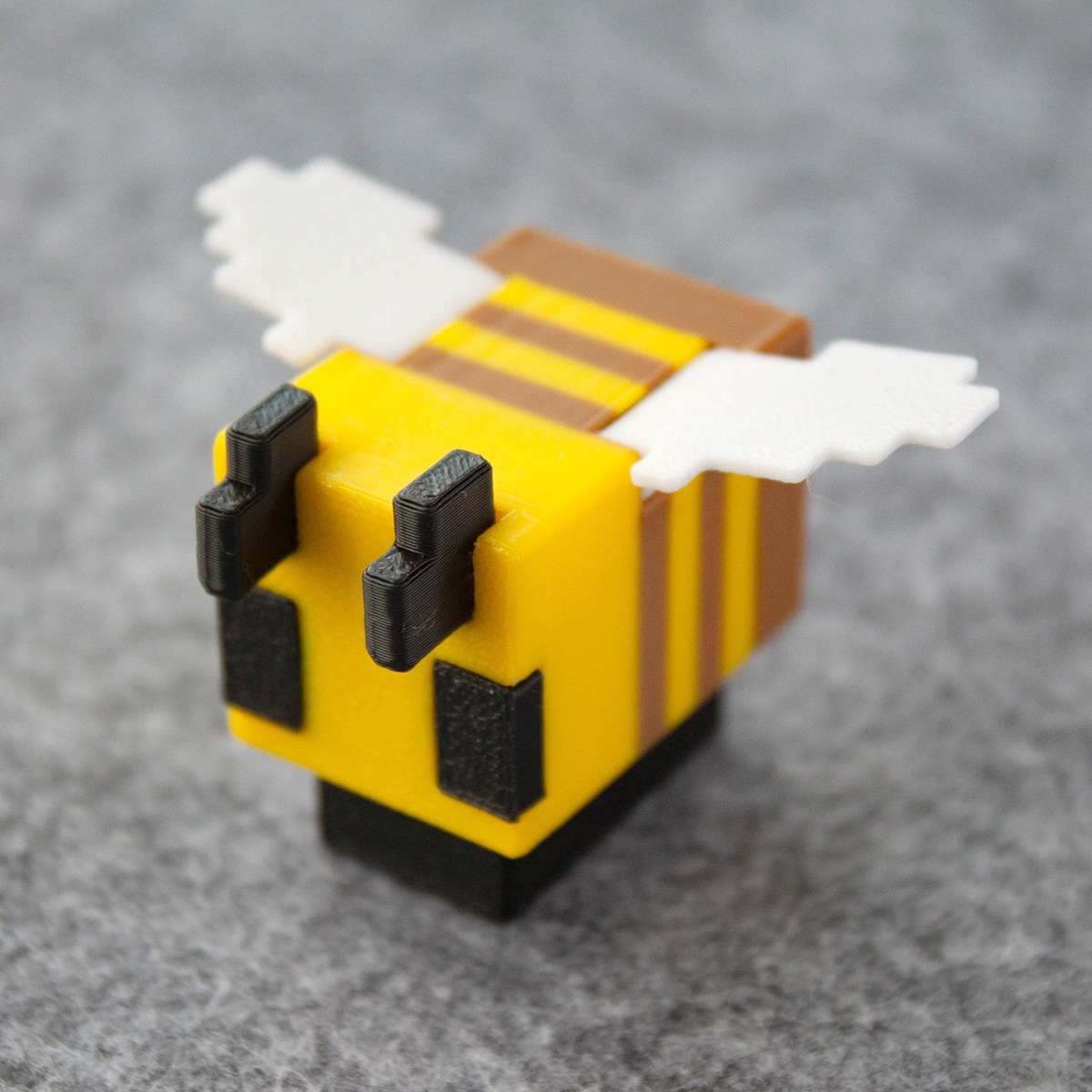 Майнкрафт бджола